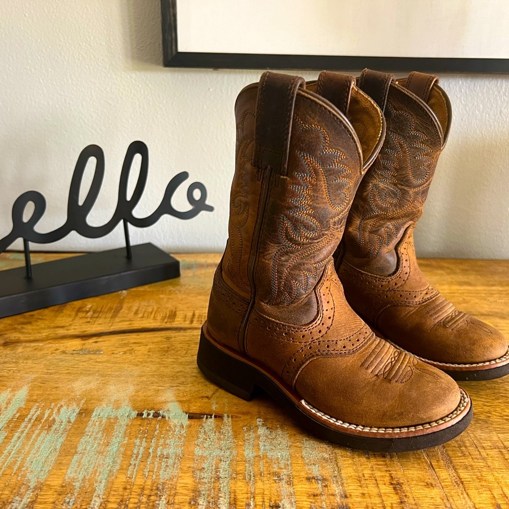 Ariat brown boots boys toddler size 8
